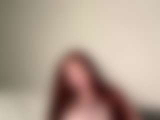 Live cam show with MatildeSchaalma - Smart on Dolls Live