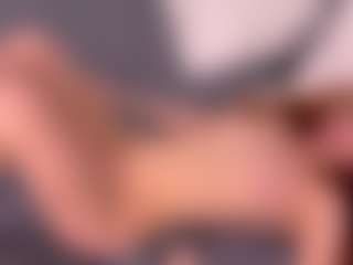 Live cam show with MatildeSchaalma - Teasing on Camsoda