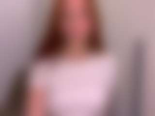 Live cam show with MatildeSchaalma - Sexy on CamwithHer