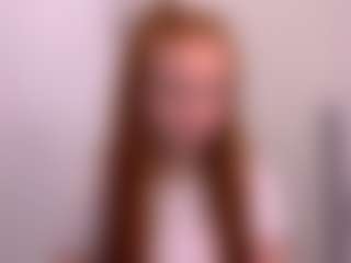 Live cam show with MatildeSchaalma - Flashing on Camsoda
