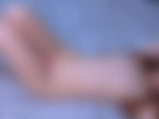 Live cam show with MatildeSchaalma - Striptease Young Adult on Camsoda Late Night