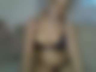 Melodyceline2's Live Sex Cam Show