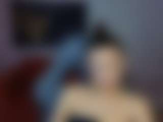 Live cam show with NicoleRossss - Sweet on CamwithHer