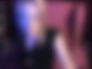 Live cam show with SabrinaHamiltons - Green Eyes on CamSodaAdn