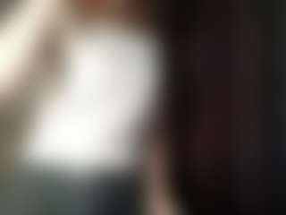 Live cam show with Cadie - Granny Squirt on madthumbs