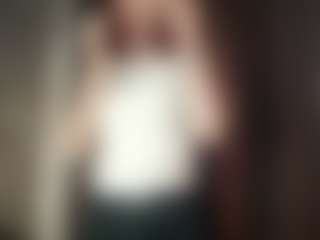 Live cam show with Cadie - Green Eyes on Camsoda
