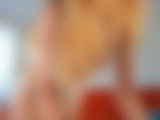 Live cam show with CheryleEckles - Camel Toe on live18s.com