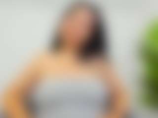 EvelinBelle's Live Sex Cam Show