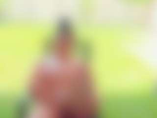 EvelinBelle's Live Sex Cam Show