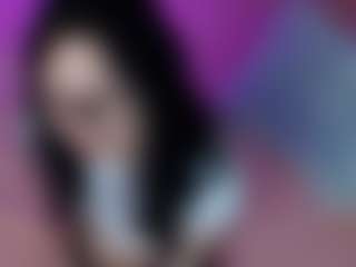 Live cam show with GlitchDoll - Smoke on Camsoda