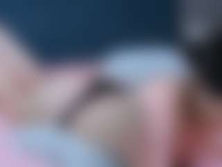 Live cam show with GlitchDoll - Butt Plug on Camsoda