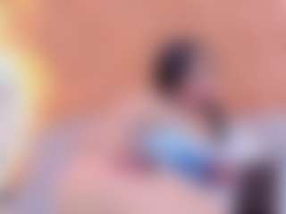 Live cam show with Hanna Bunny - Facial Piercings on CamClone