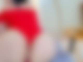 Live cam show with Hanna Bunny - Facial Piercings on TeamSkeetLive