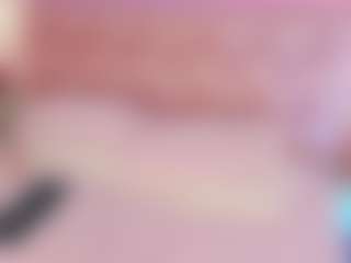 Live cam show with megganrose - Fuck on Camsoda