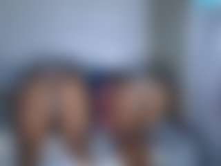 Live cam show with Alyssabrownx - Brown Eyes on Camsoda