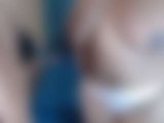 Live cam show with ChubbyBella - Lingerie on Hubzter Live