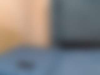 Live-Cam-Show mit ChubbyBella - Strip auf Camsoda