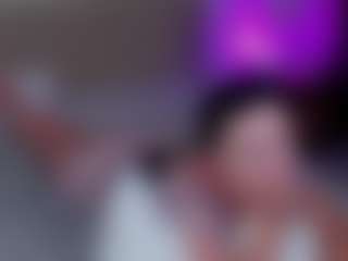Live cam show with Cirilla-Rosee - Blue Eyes on madthumbs