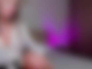 Live cam show with Cirilla-Rosee - College on Hubzter Live