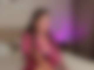 Live cam show with Cirilla-Rosee - Body Massage on Dolls Live