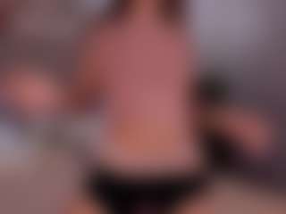 Live cam show with Cirilla-Rosee - Teasing on livesuperchat.net