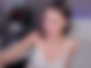 Live cam show with Cirilla-Rosee - Slender on sexylivex.com