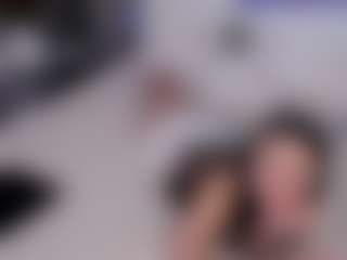 Live cam show with Cirilla-Rosee - Teasing on Camsoda.co