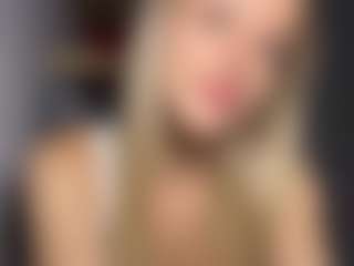 Live cam show with DenisseTinnin - Eating Pussy on Camsoda