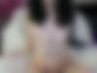 Live cam show with leinfis - Facial Piercings on Cam Slut
