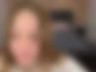 Live cam show with Vanessa-Sinclairr - Gray Eyes on Camsoda Late Night