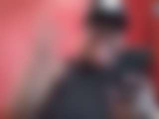 Live cam show with AFRICA THEE SAVAGE - Toes on livesexfox.com