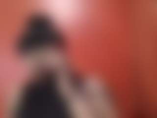 Live cam show with AFRICA THEE SAVAGE - Toes on crypto-cams
