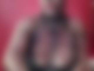 AFRICA THEE SAVAGE's Live Sex Cam Show