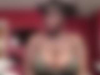 AFRICA THEE SAVAGE's Live Sex Cam Show