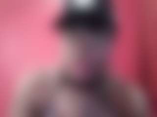 AFRICA THEE SAVAGE's Live Sex Cam Show