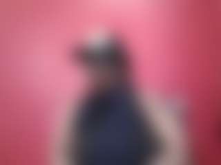 Live cam show with AFRICA THEE SAVAGE - Kinky on madthumbs