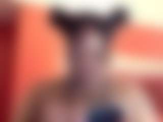 AFRICA THEE SAVAGE's Live Sex Cam Show