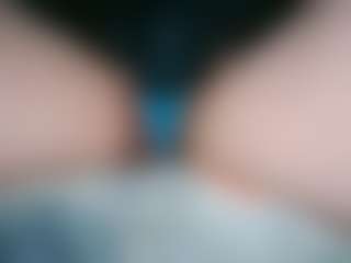 Elizza6869 MILF webcam performer live streaming