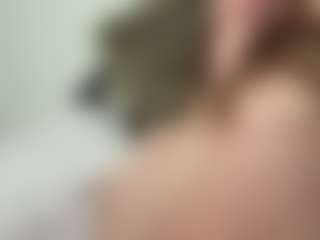 Frecks100's Live Sex Cam Show