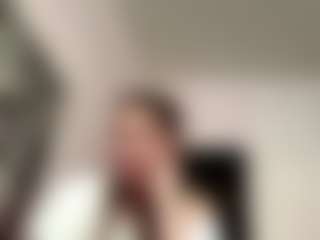 Emma's Live Sex Cam Show