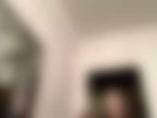 Live cam show with Emma - Bedroom on https://playwithruby.com