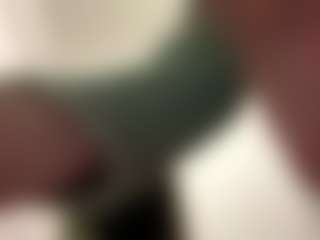 Live cam show with Emma - Brown Hair on crypto-cams