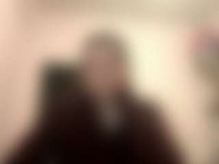 Live cam show with Emma - Young Adult on CamwithHer