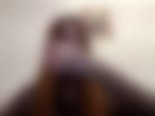 Live cam show with Emma - Gray Eyes on CamClone