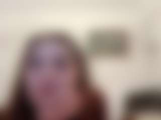 Live cam show with Emma - Gray Eyes on thefappeningchat.com
