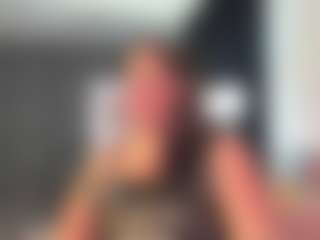 Live-Cam-Show mit Adel-Williams - Ass Clapping auf Camsoda
