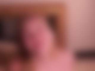 Live cam show with Annelle - Blue Eyes on Mixed Magazine Live