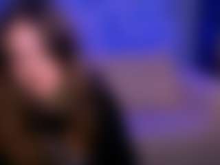 Live cam show with bibi-tease - Normal on livesuperchat.net