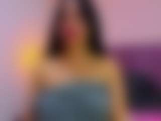 CandyLoverr's Live Sex Cam Show