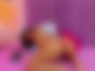 Live cam show with CandyLoverr - New Big Tits on Camsoda